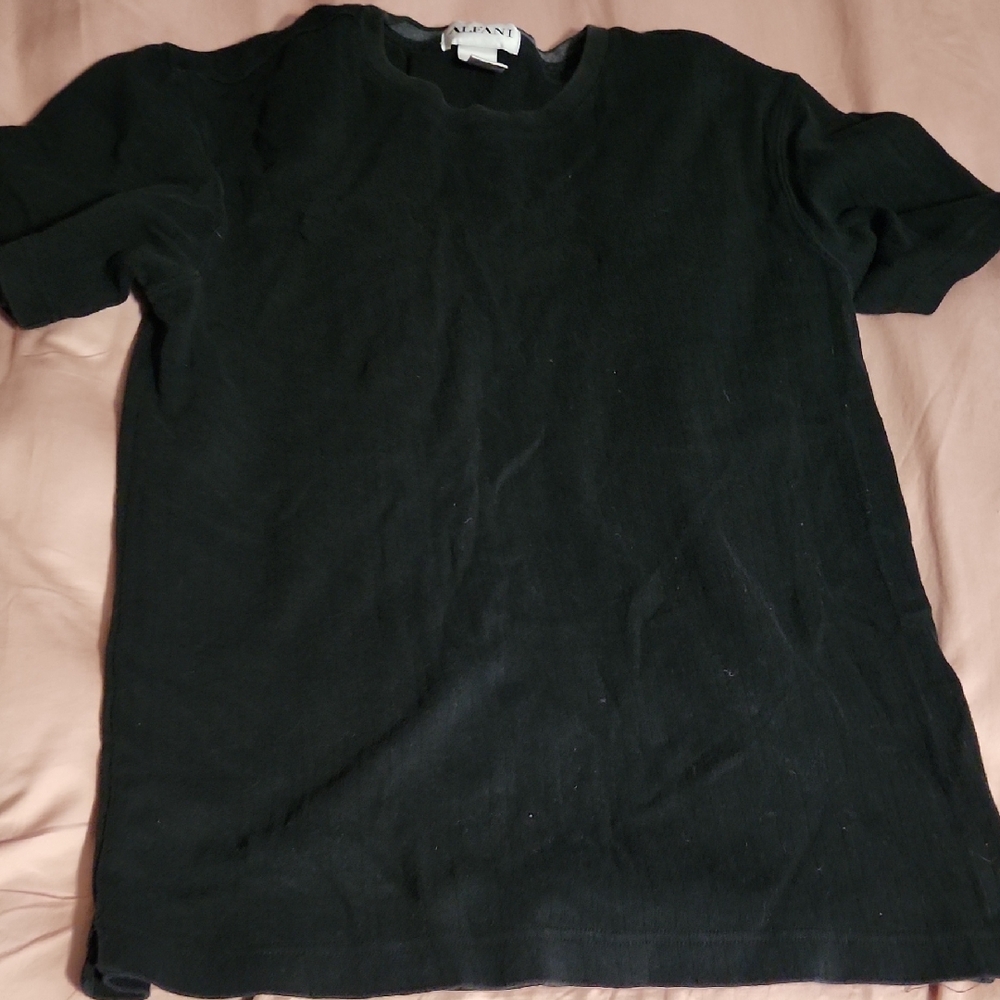 T Shirt, Size M.